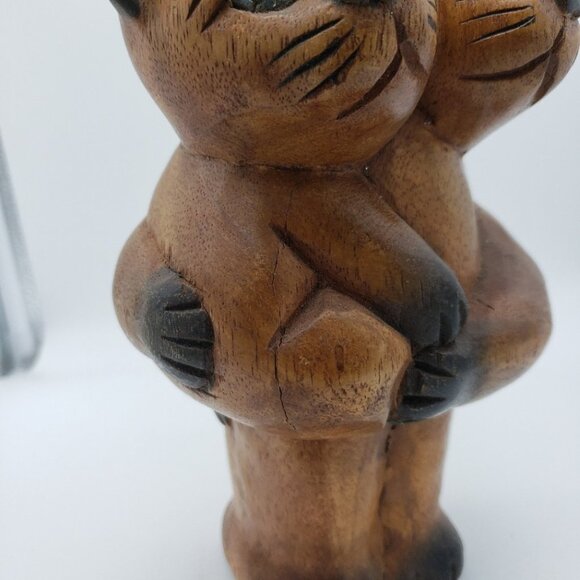 Wooden Mama Cat with Baby - Picture 7 of 7